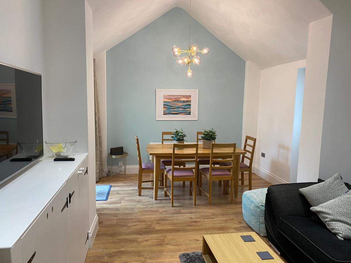 Superb 2 Beds 2 Baths New Apartment W/ Garden+Patio Bournemouth Luaran gambar